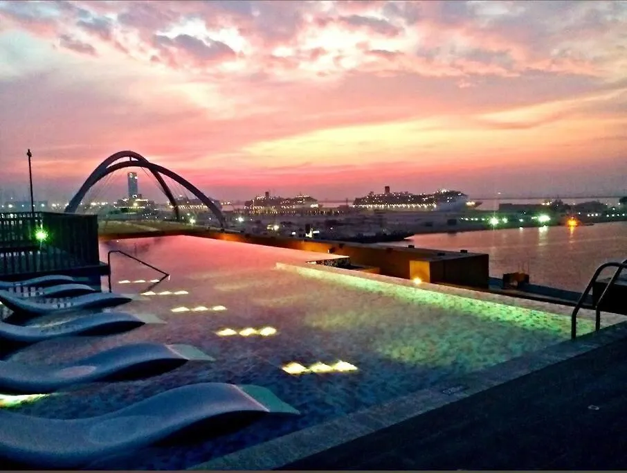 Luxurious Apartment دبي 0*,  الإمارات العربية المتحدة